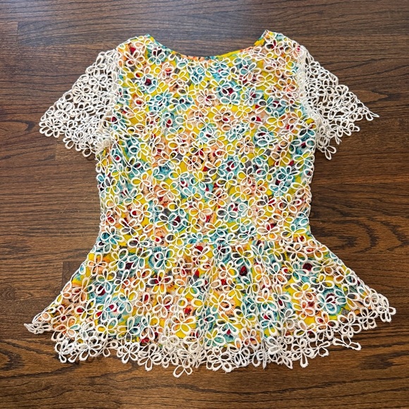 Moma Yellow Floral with Lace Overlay - Picture 9 of 9